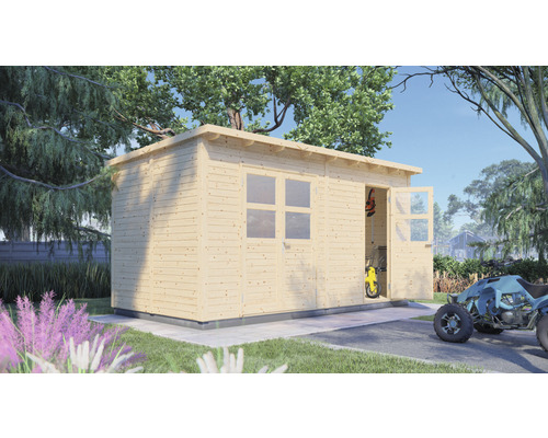 Trädgårdshus i trä med fönster och öppen dörr i trädgården