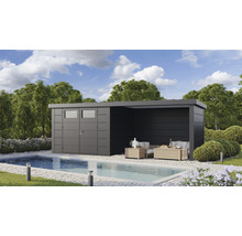 Modern trädgårdspaviljong med pool och sittgrupp