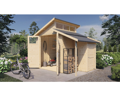 Trädgårdsskjul i trä med öppna dörrar och cyklar framför