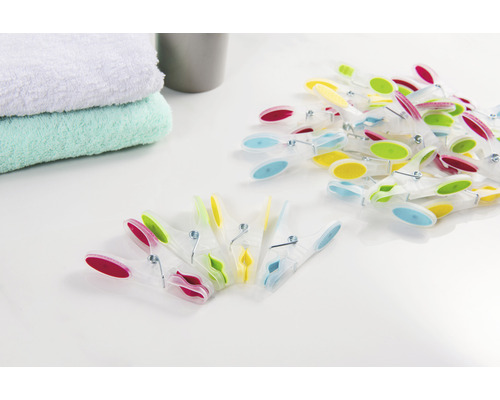 Klädnypor av plast i set