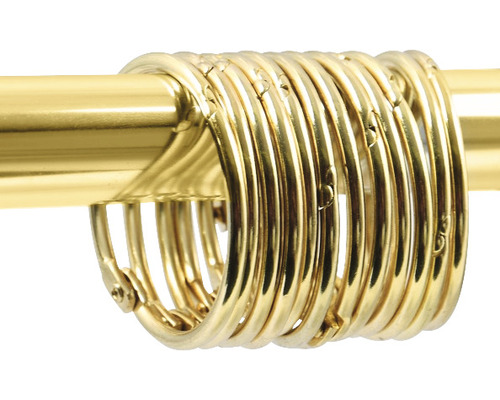 Gardinstångsringar på en gardinstång