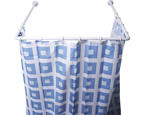 Fyrkantig duschstång med duschdraperi