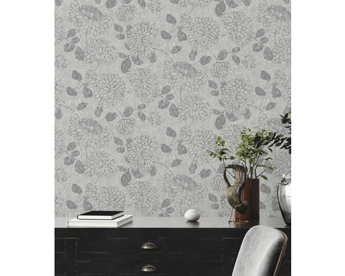 Tapet med blommönster på en vägg