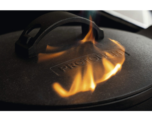 Lock till en kastrull med lågor