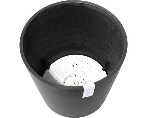 Mörk blomkruka med bevattningsinsats för trädgården