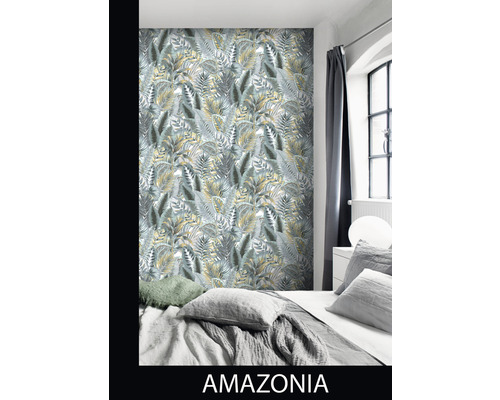 Sovrum med djungeltapet med bladmönster