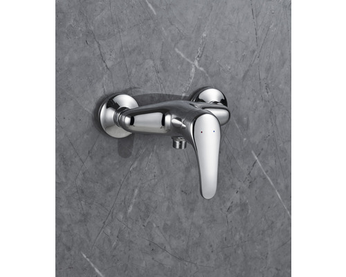 Duschblandare med ettgrepp i förkromat metall