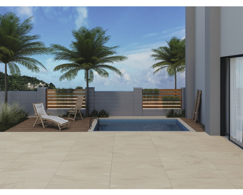 Uteplats med pool, solstol och klinkergolv