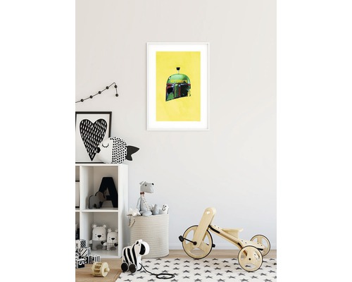 Dekorativ bild av en hjälm i ett barnrum