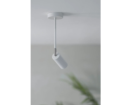 Taklampa med cylindriskt lamphuvud