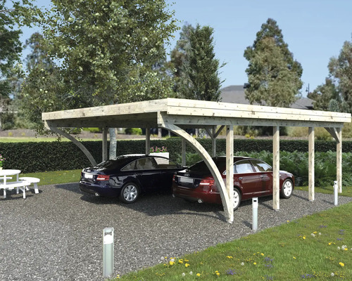 Dubbel carport i trä med två parkerade bilar