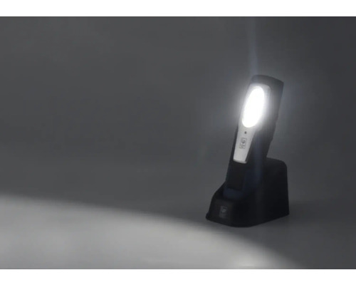 Batteridriven lampa med laddstation