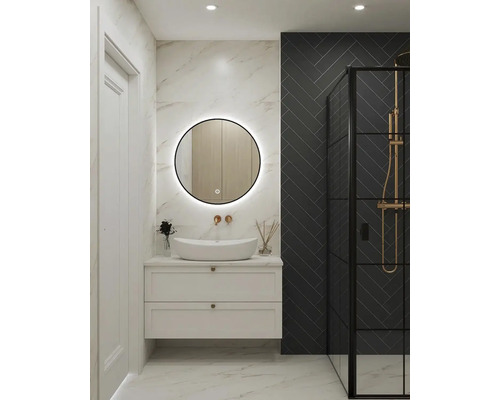 Modernt badrum med tvättställ, spegel och duschkabin