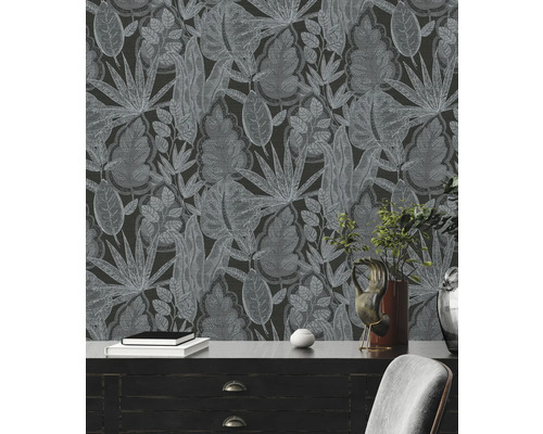 Tapet med blommönster i interiör