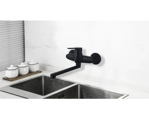 Väggarmatur i ett diskho