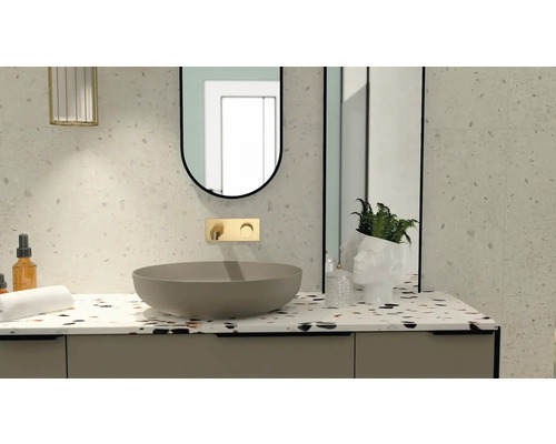 Badrumsmöbel med spegel, tvättställsskål och blandare