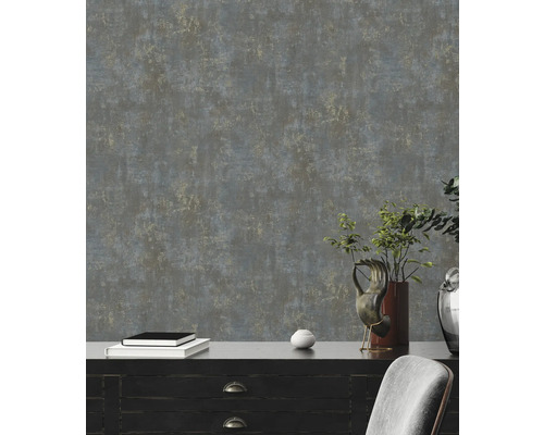 Dekorativ tapet med abstrakta mönster i ett vardagsrum