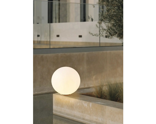 Belyst sfärisk lampa för utomhusbruk