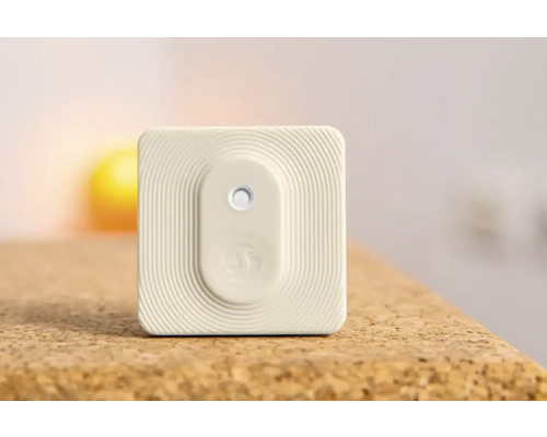 Fyrkantig smart sensor för hemautomation