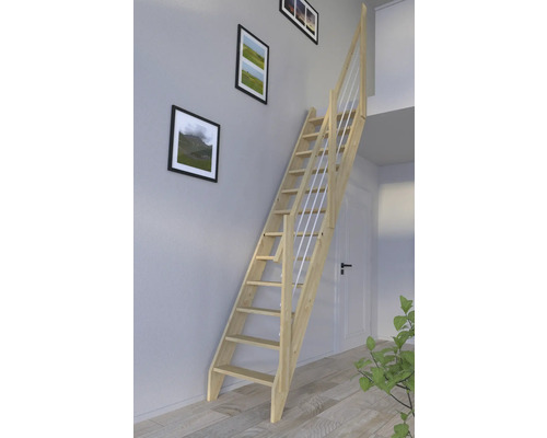 Trätrappa med räcke för inomhusbruk