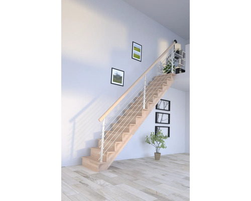 Ljus trätrappa med rostfritt stålräcke i ett ljust rum.