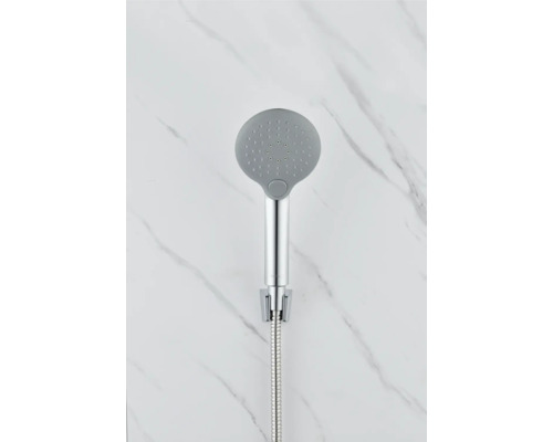 Handdusch med duschslang för installation i badrummet