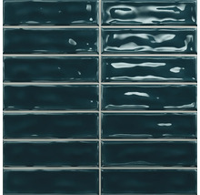 Rektangulära, glänsande kakelplattor i tunnelbanestil