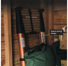 Utskjutbar stege för platsbesparande förvaring.