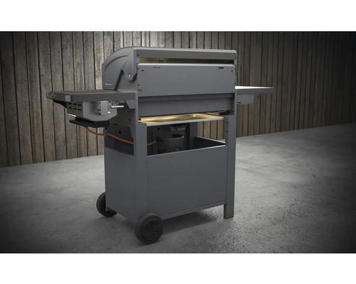 Gasolgrill med förvaringsutrymmen och hjul
