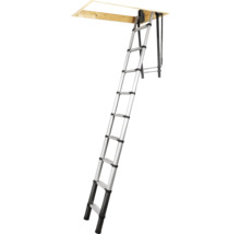 Utskjuten utdragbar vindstrappa med träram