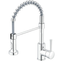 Köksblandare med flexibel pip