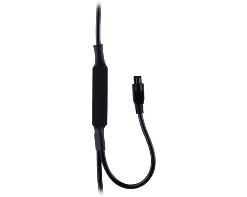 Svart strömkabel med kontakt