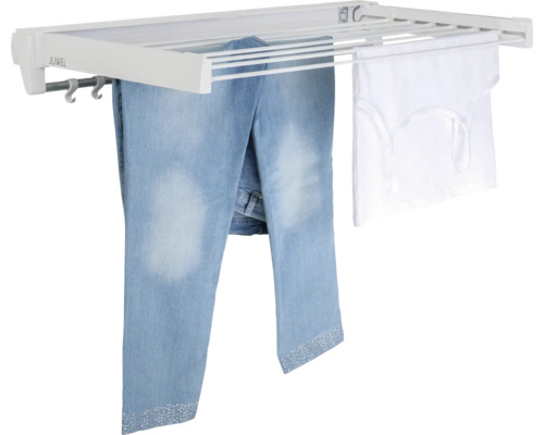 Torkställning med hängande kläder