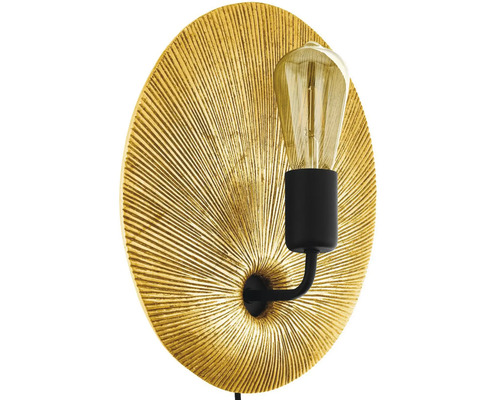 Vägglampa med lampskärm och glödlampa