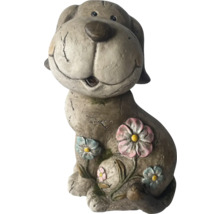 Dekorativ figur hund med blommor för trädgården