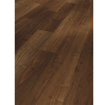 Lagt laminatgolv med träutseende