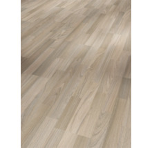 Ljust trägolv med ådring