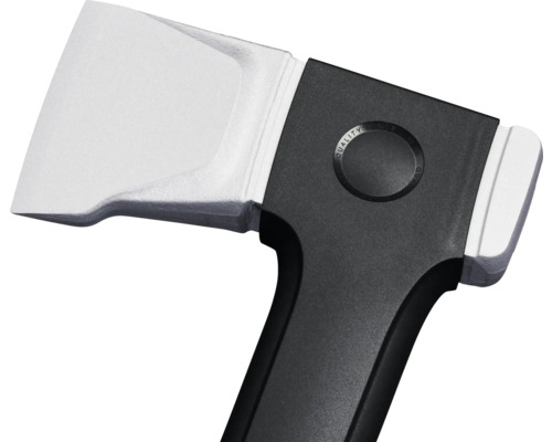 Yxa med stålhuvud och plasthandtag