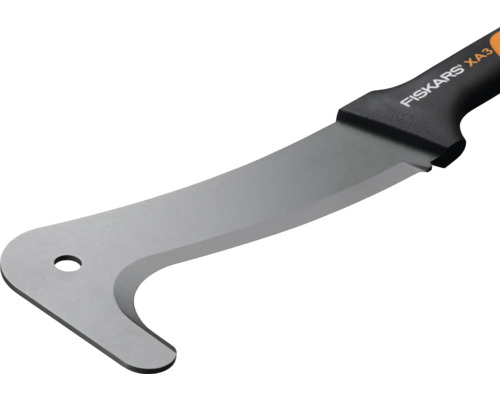 Fiskars XA3 timmersax med stålblad och handtag