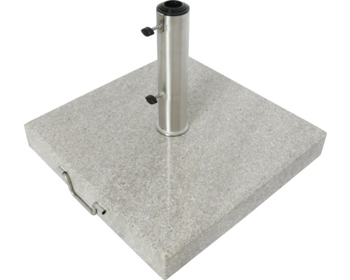 Fyrkantigt parasollställ av granit med rör av rostfritt stål