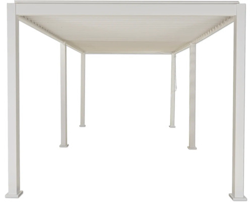 Fristående pergola med lamelltak