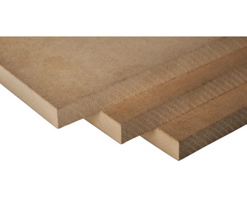 Stapel med tre MDF-skivor.