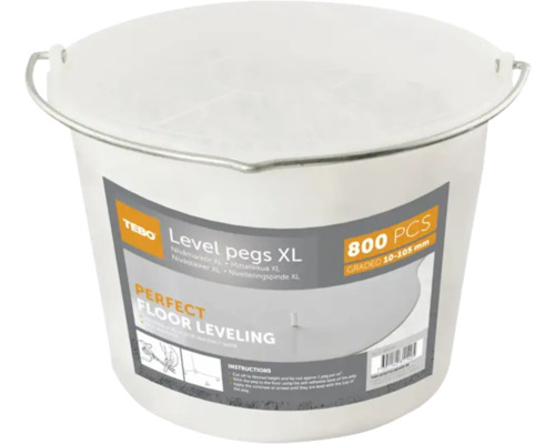 Hink med 800 stycken golvnivelleringspinnar i storleken 10 till 105 millimeter