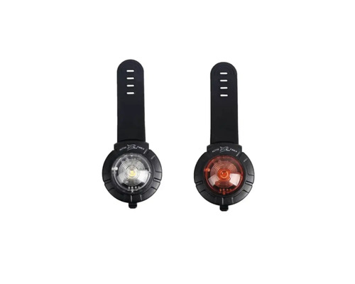 Två LED-säkerhetslampor för hundar med flexibelt fästband