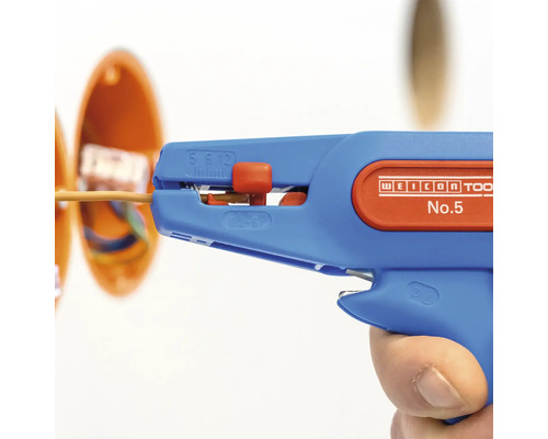 Avisoleringsverktyg med kabel i bruk