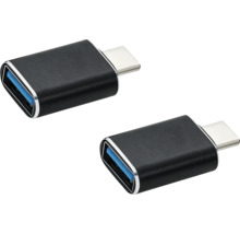 Två USB-C till USB-A adaptrar