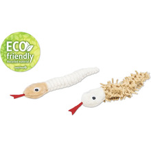 Två ormleksaker av tyg, en tillverkad av återvunnet material. Beetztees logotyp.