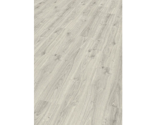 Ljust laminatgolv med träutseende