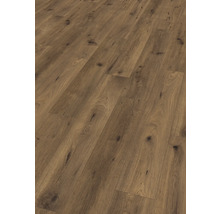 Lagt laminat med träutseende