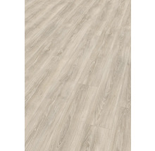 Lagt laminat med träutseende